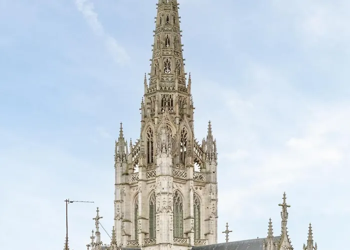 Vue Exceptionnelle Cathedrale - Hypercentre - 4 Personnes Apartman *