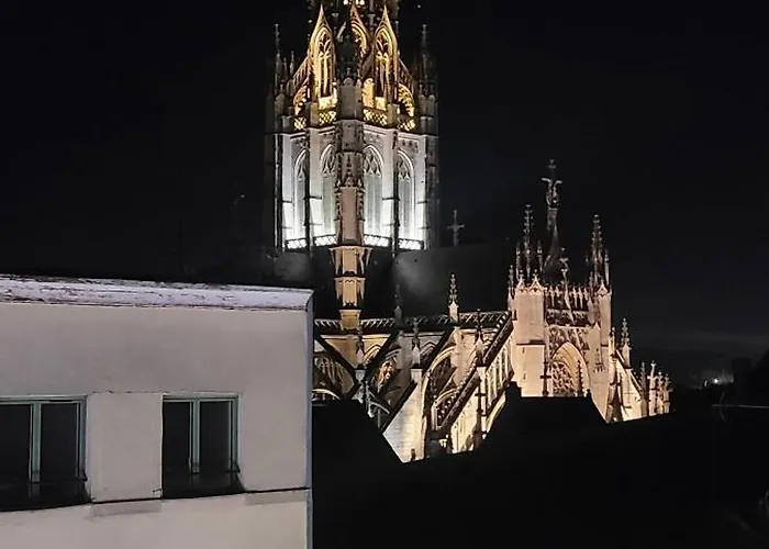 Vue Exceptionnelle Cathedrale - Hypercentre - 4 Personnes * Ruan